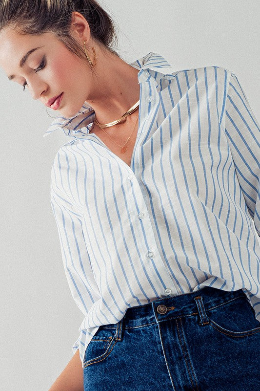 Collared button up linen shirt white and blue vertical stripes.