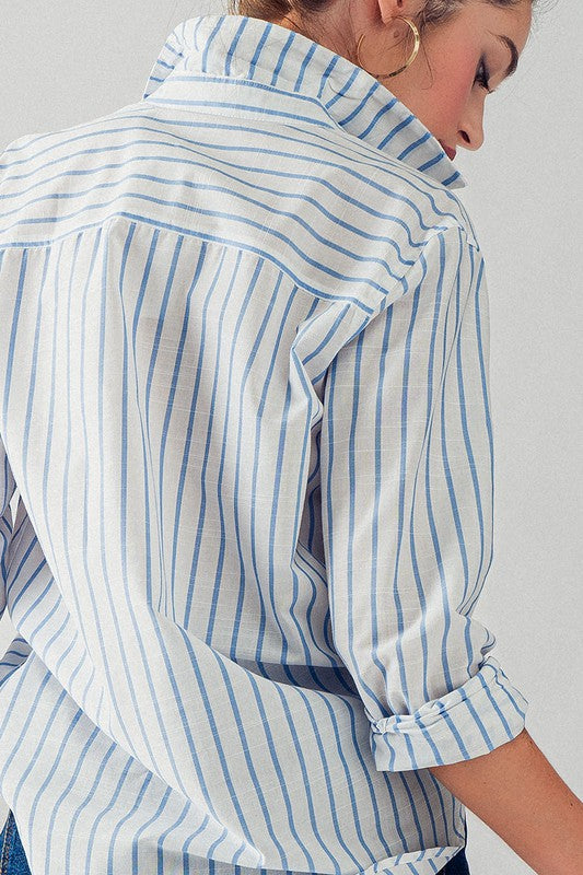 Collared button up linen shirt white and blue stripes.